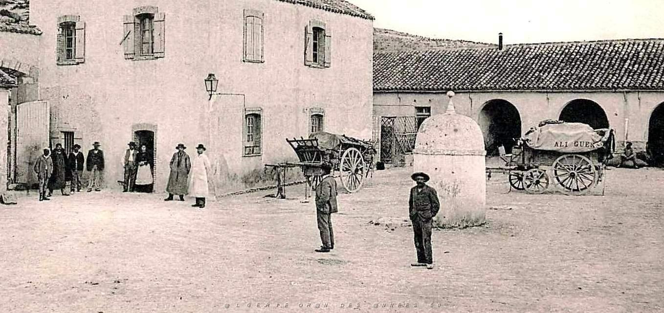 593- Guelt-es-Stel - Caravanserail2.jpg
